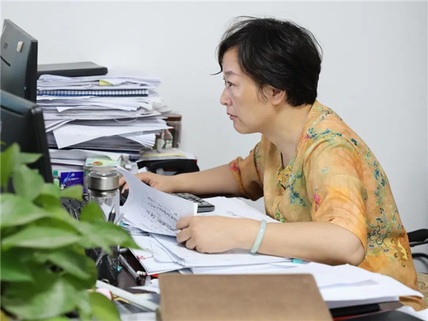 全市優(yōu)秀黨務工作者涂春珍：巾幗何須讓須眉，敢同日月爭光輝