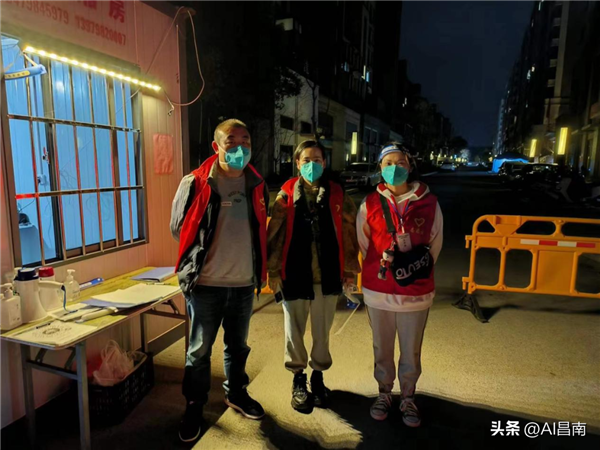 “版權(quán)人”戰(zhàn)“疫”勇?lián)?dāng)