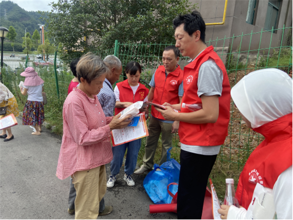 城投集團(tuán)開展“平安護(hù)夏”志愿服務(wù)